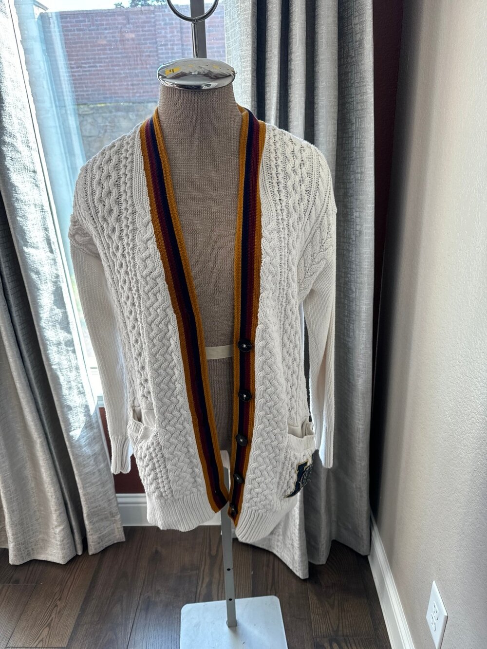 Tommy Hilfiger Cable Knit Varsity Cardigan Button Up Sweater Embroider Logo M